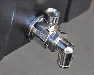 90 degree L-shaped hose end